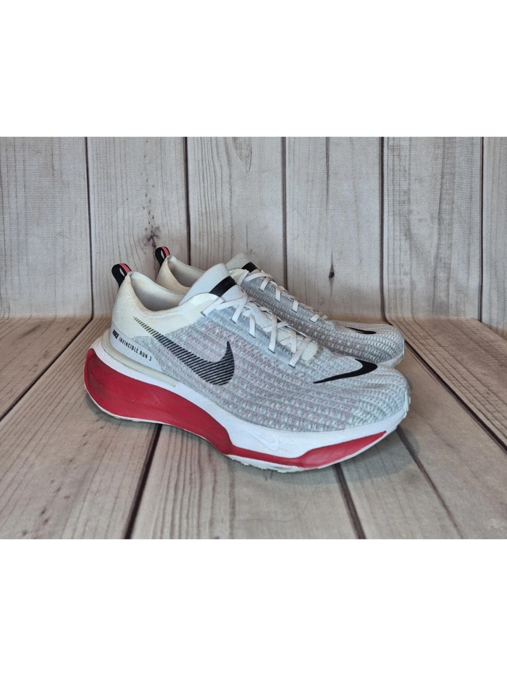 Nike ZoomX Invincible Run Flyknit 3 Men's Size 15 Shoes Cement Grey Fire Red
